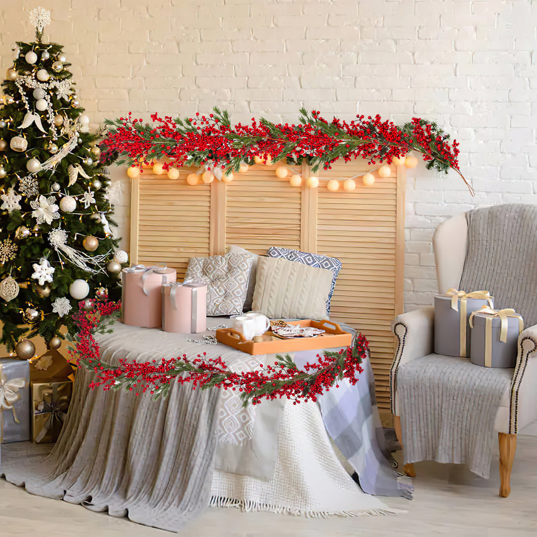Sonnewelt 180 cm Weihnachten Girlande mit roten Beeren